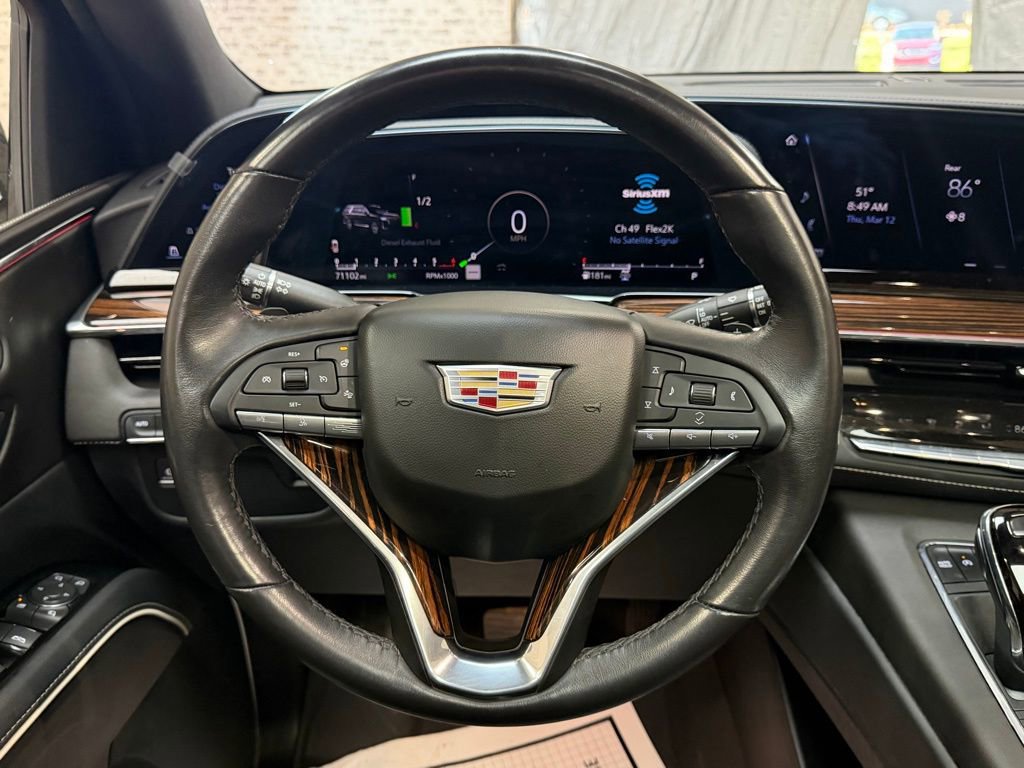 Used 2023 Cadillac Escalade Premium Luxury image 17