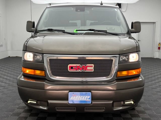 Used 2019 GMC Savana 2500 w/ Enhanced Convenience Package RWD image 5