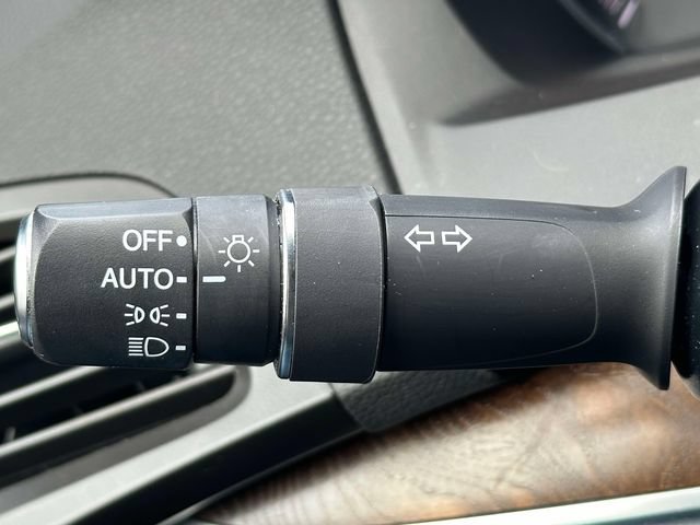 Used 2019 Acura MDX w/ Technology Package AWD/4WD image 25