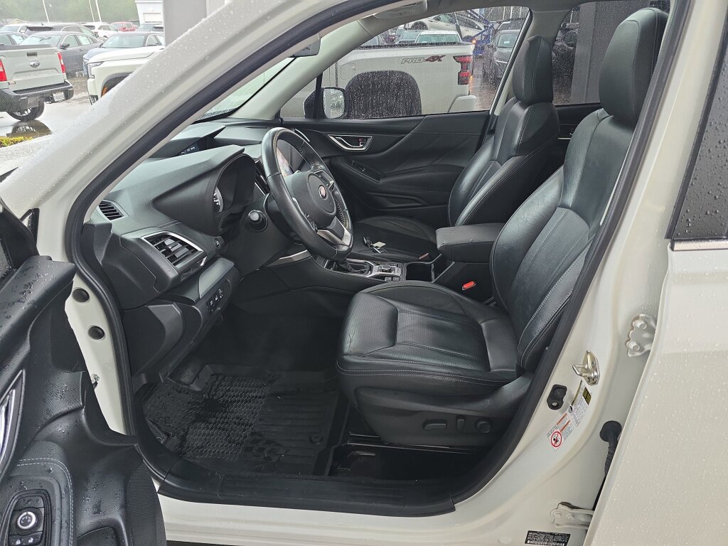 Used 2019 Subaru Forester Limited w/ Popular Package #3 AWD/4WD image 16