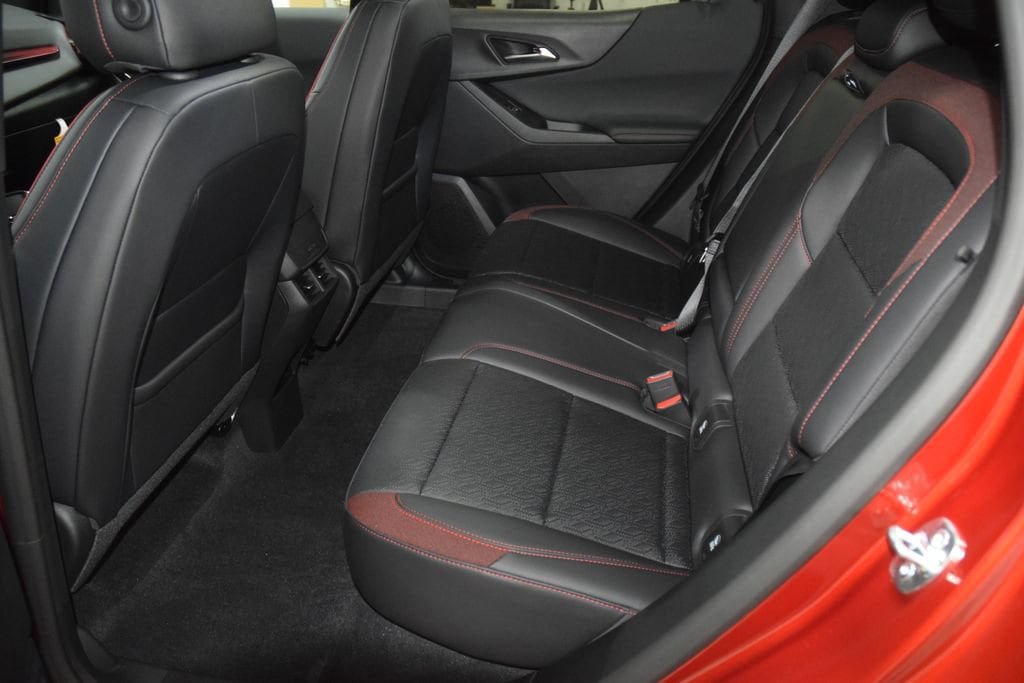 New 2027 Chevrolet Equinox RS w/ Safety and Technology Package FWD image 43
