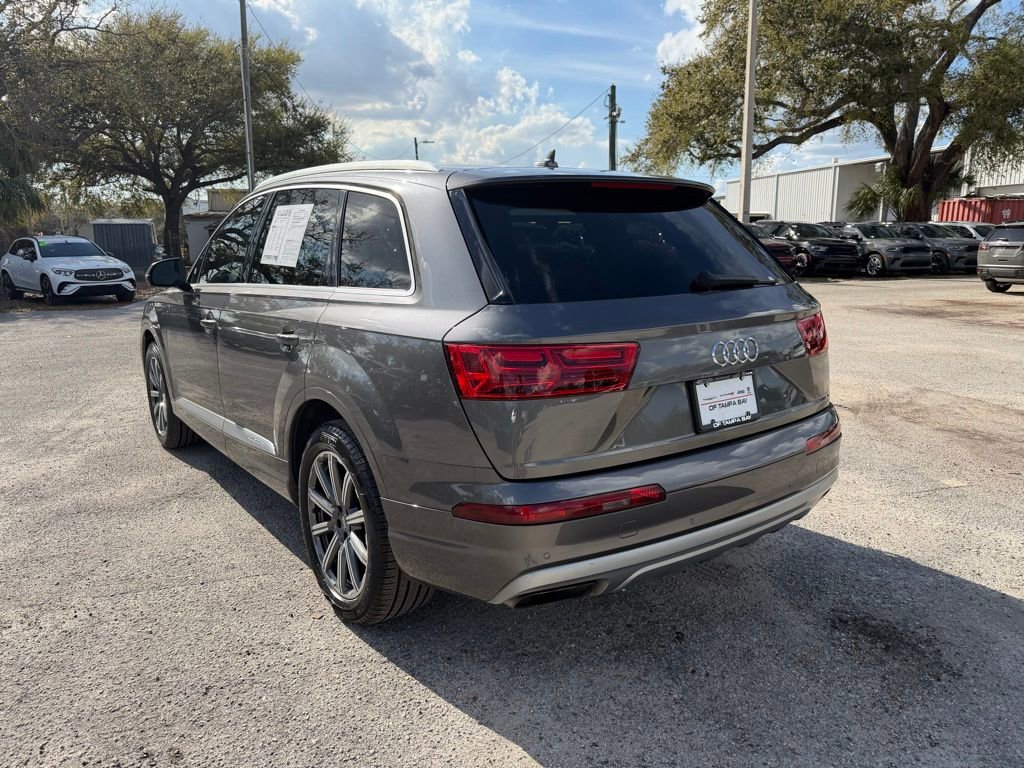 Used 2019 Audi Q7 2.0T Premium Plus w/ Premium Plus Package AWD/4WD image 4