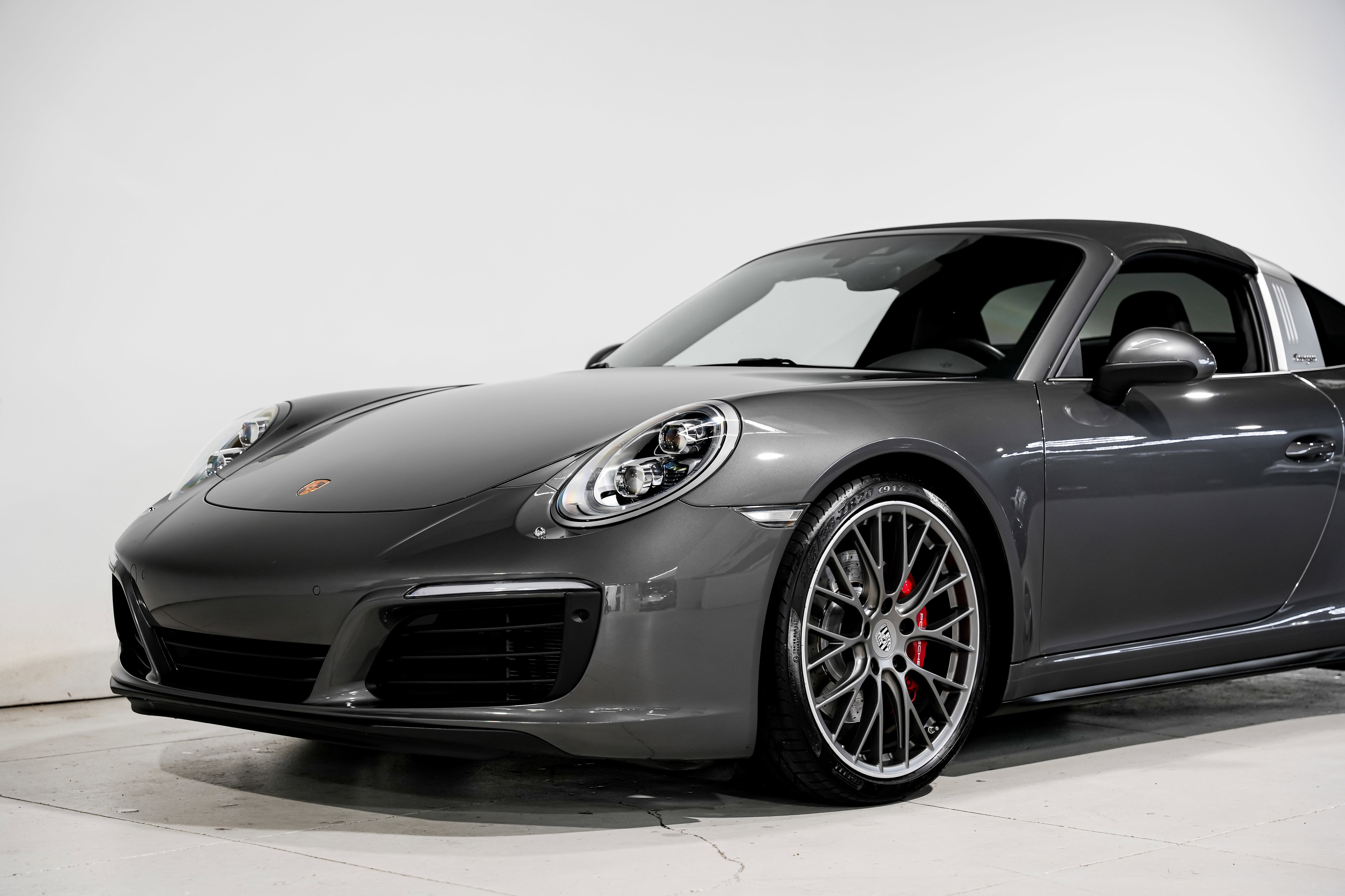 Used 2017 Porsche 911 Targa 4S image 32