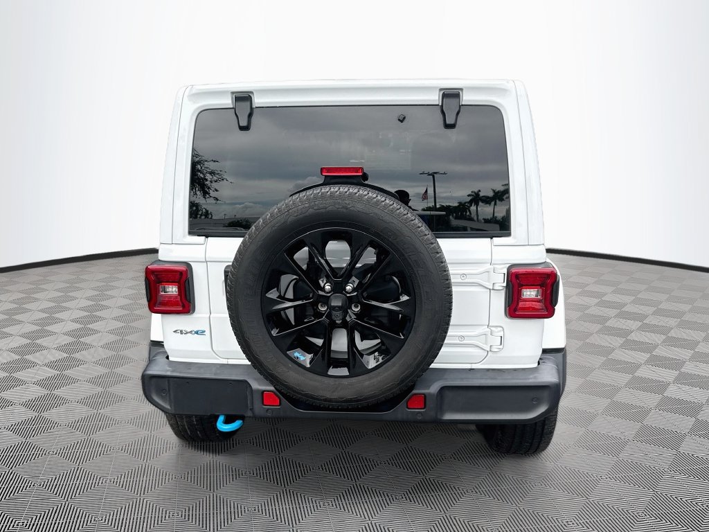 Certified 2022 Jeep Wrangler Unlimited Sahara w/ Cold Weather Group AWD/4WD image 7