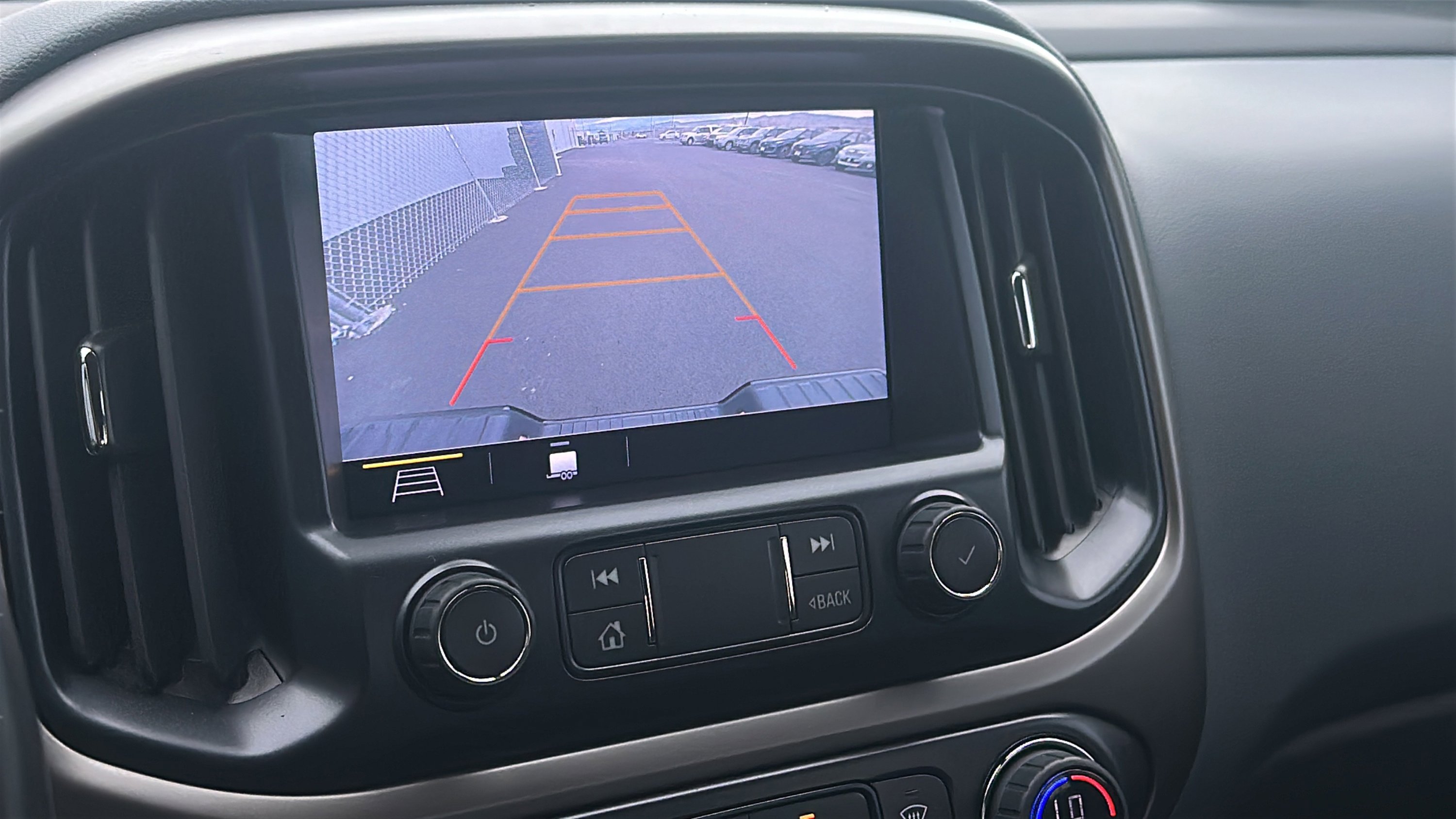 Used 2022 Chevrolet Colorado Z71 image 15