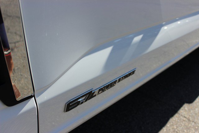 Used 2025 Ford F250 XLT w/ FX4 Off-Road Package AWD/4WD image 3