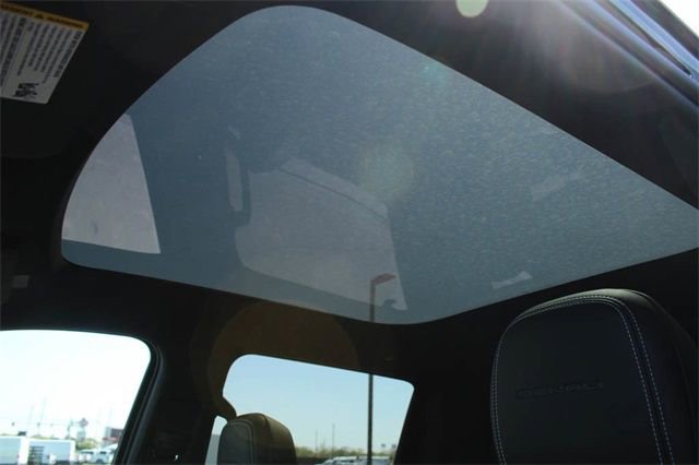 New 2025 GMC Sierra EV Denali image 19