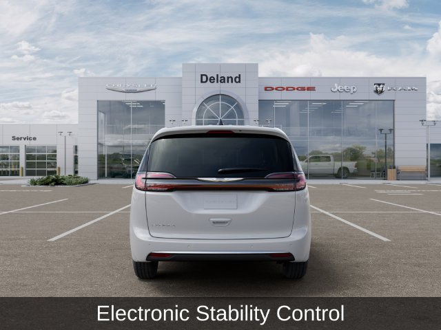 New 2026 Chrysler Pacifica Select FWD image 8