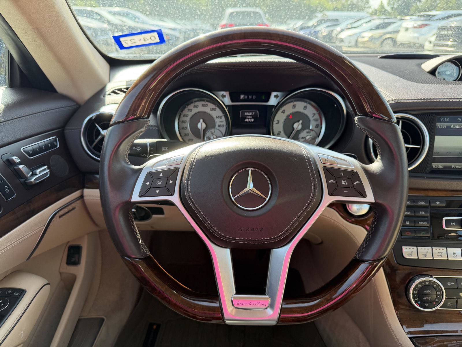 Used 2014 Mercedes-Benz SL 550 image 9