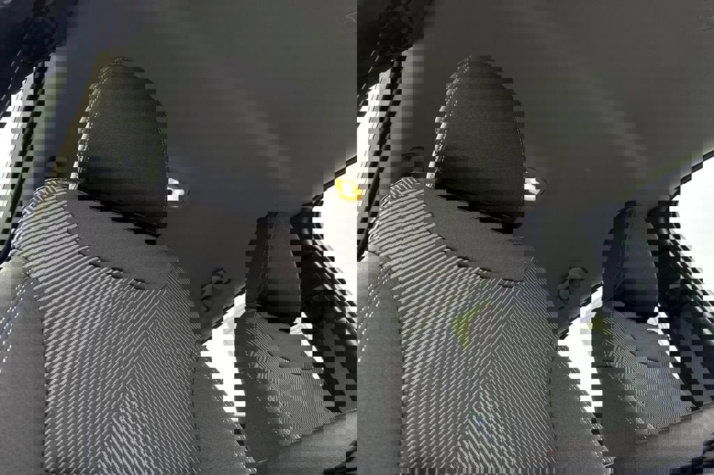 New 2027 Chevrolet Bolt LT w/ Comfort Package image 17