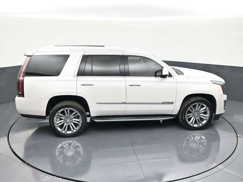 Used 2020 Cadillac Escalade 2WD image 17