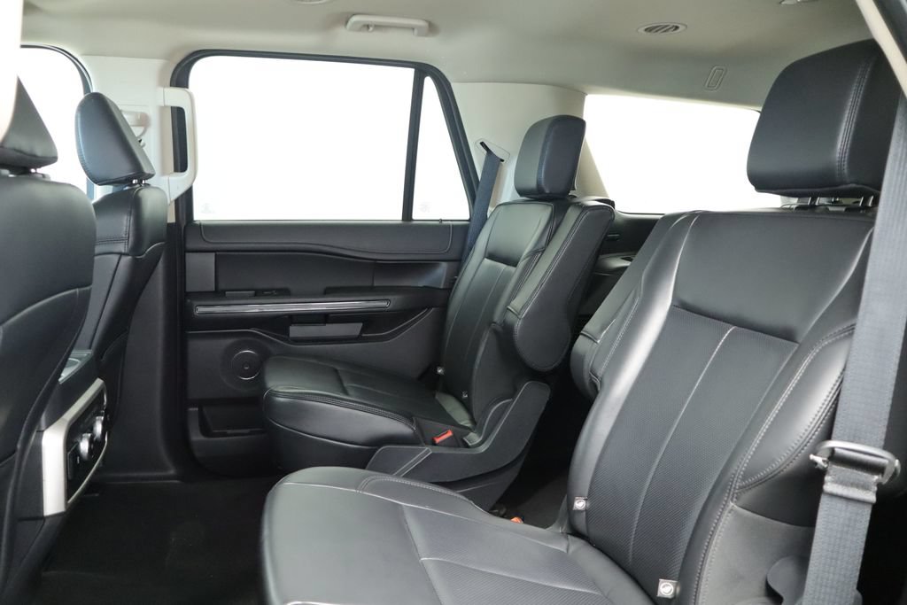 Used 2024 Ford Expedition XLT AWD/4WD image 23