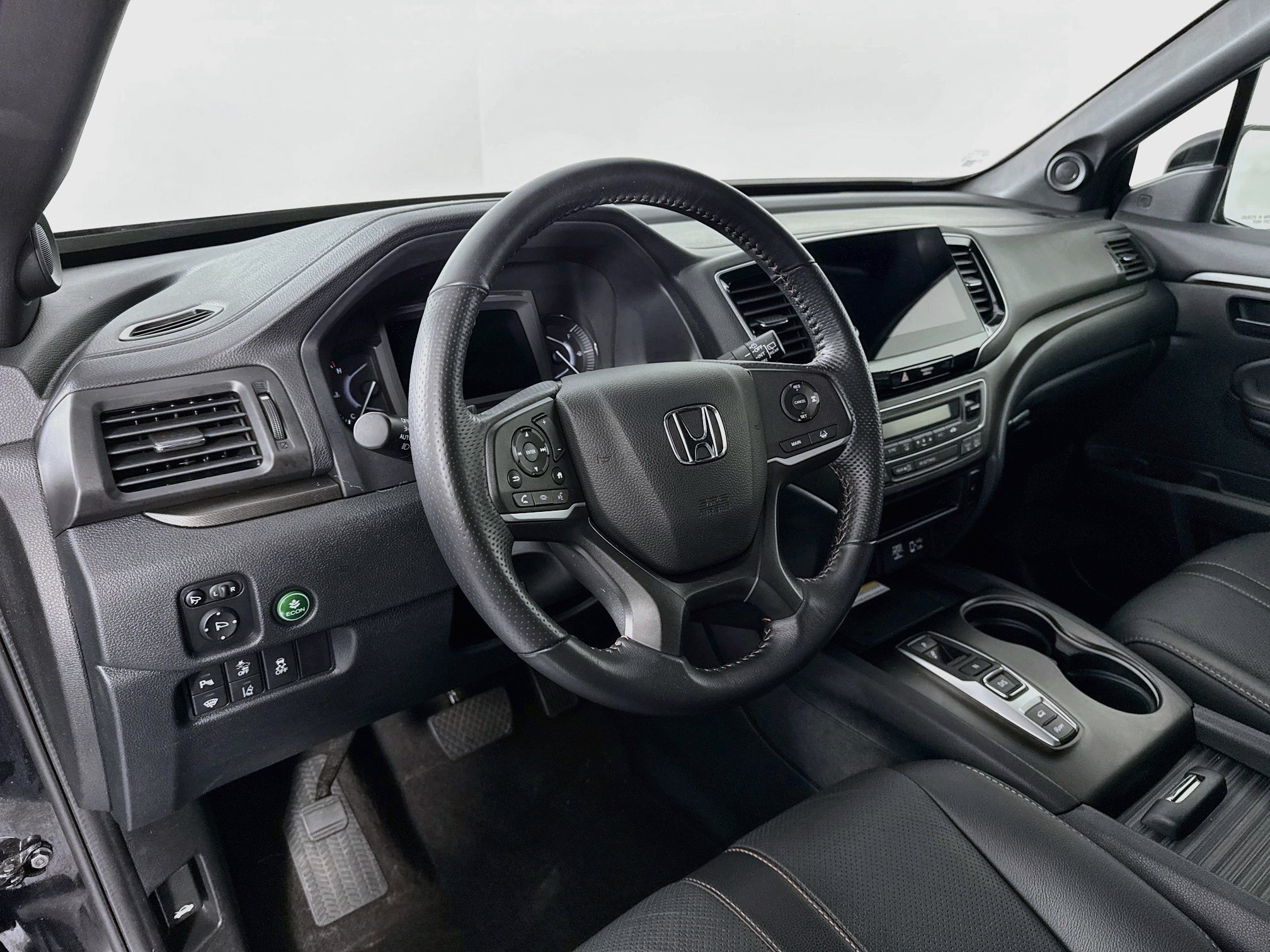 Certified 2022 Honda Passport TrailSport image 9