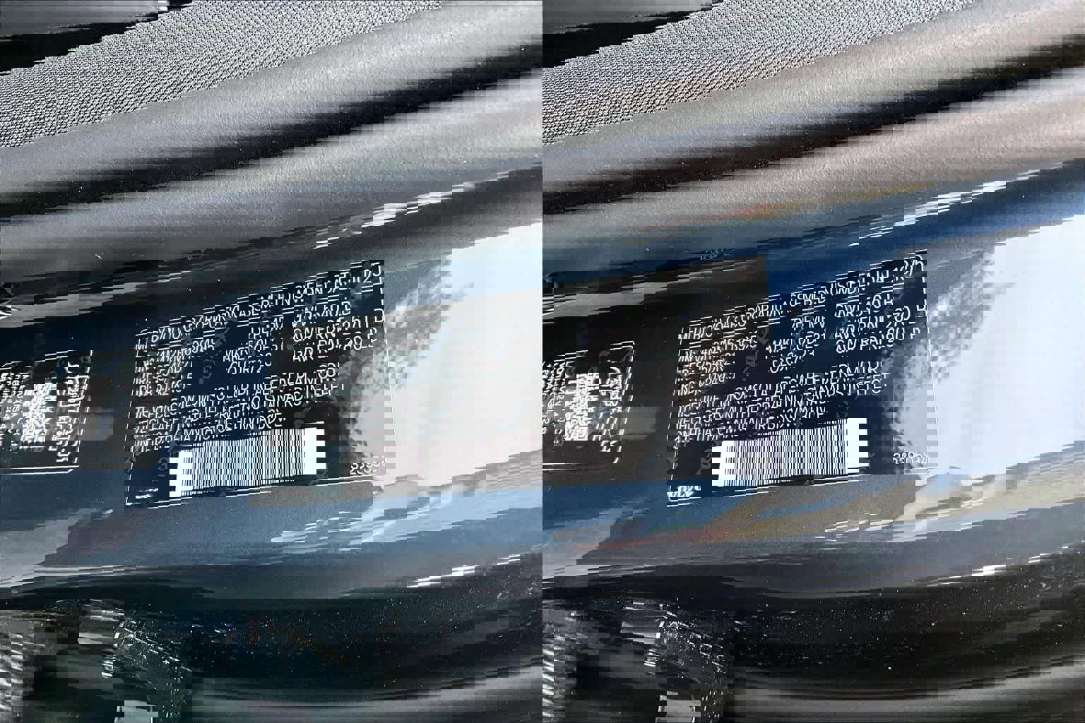 New 2026 Volvo XC60 B5 Ultra w/ Protection Package Premier image 12