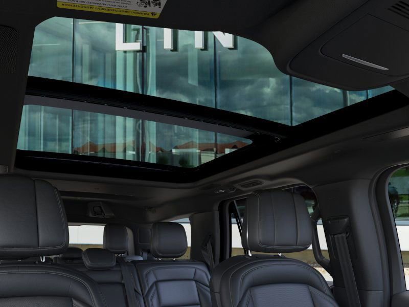 New 2025 Lincoln Navigator Reserve w/ Jet Appearance Package image 22
