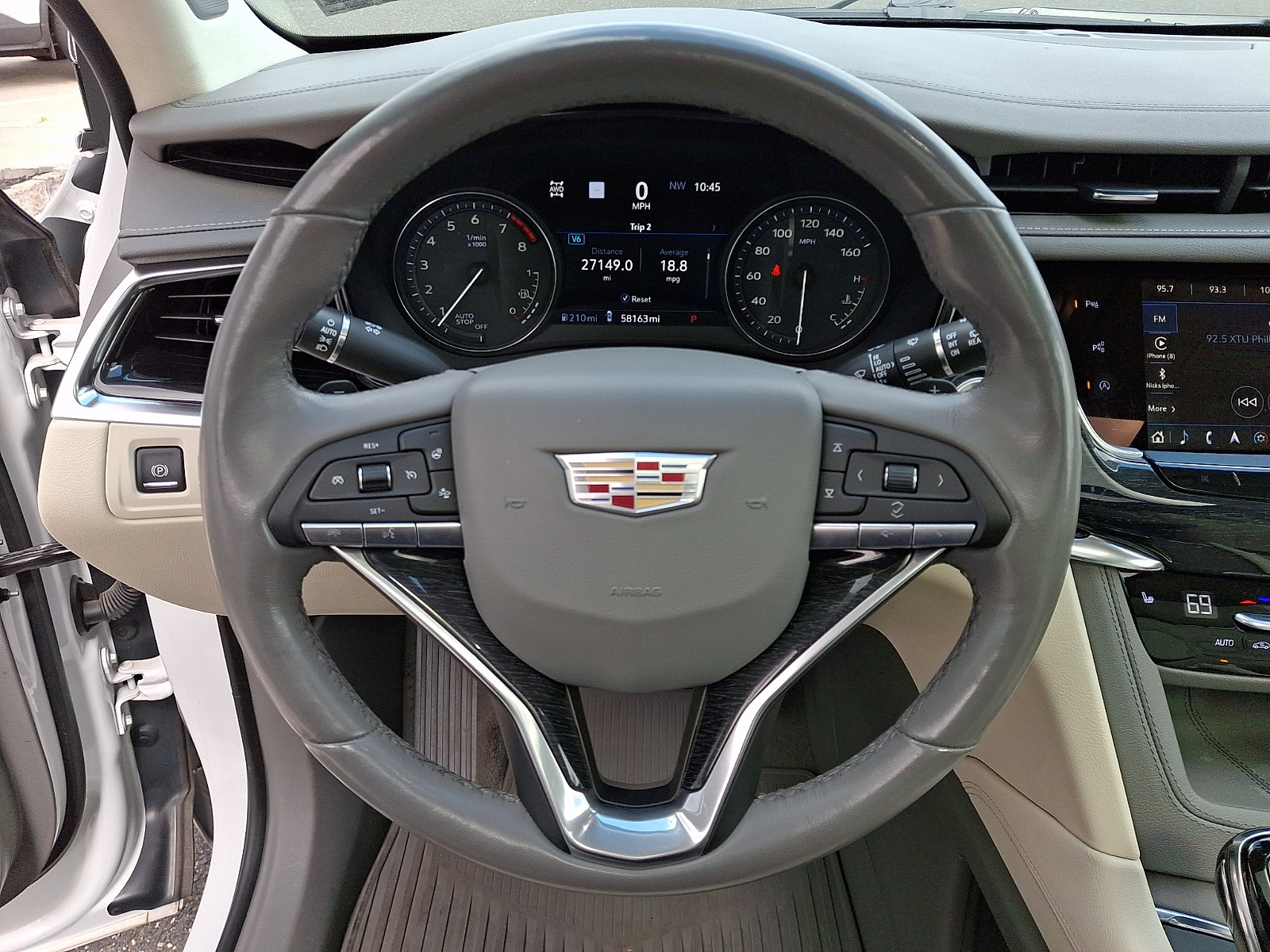 Used 2021 Cadillac XT6 Premium Luxury AWD/4WD image 23