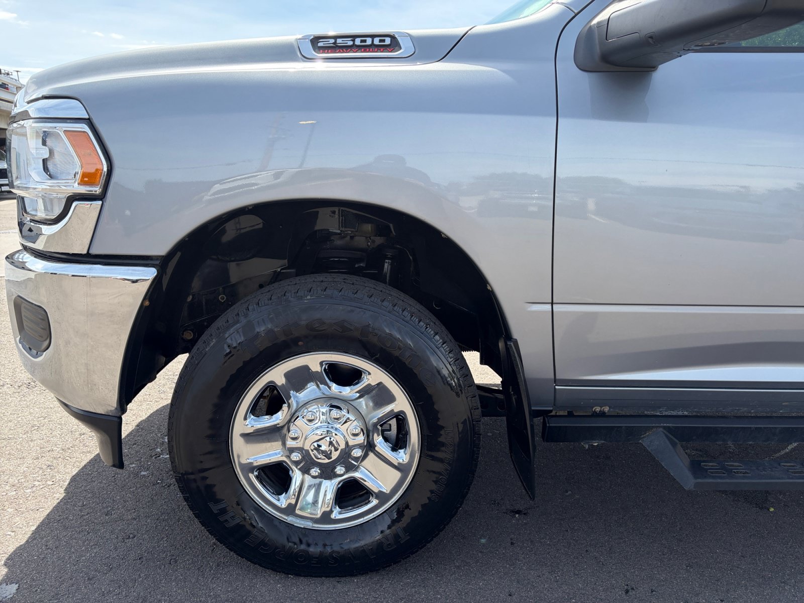 Used 2024 RAM 2500 Tradesman w/ Chrome Appearance Group AWD/4WD image 10