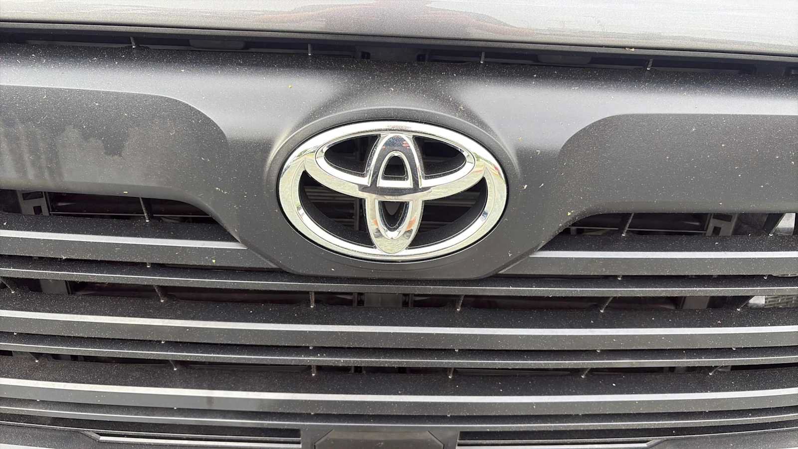 Used 2024 Toyota Tundra SR5 w/ SR5 Convenience Package AWD/4WD image 27