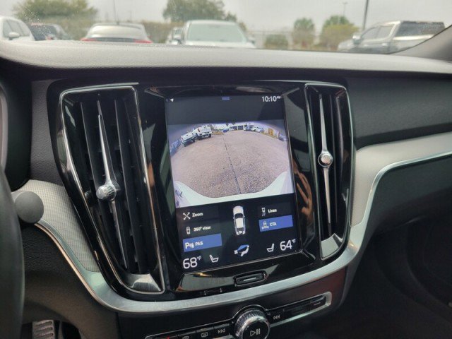 Used 2019 Volvo S60 T5 R-Design image 21