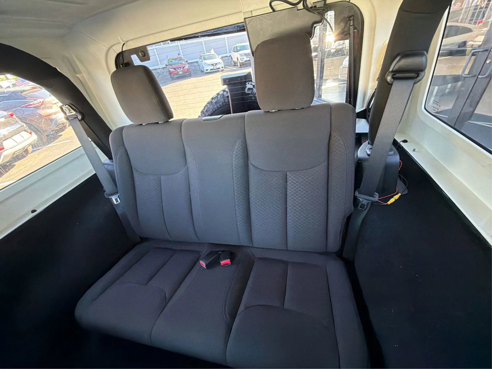 Used 2017 Jeep Wrangler Sport AWD/4WD image 10