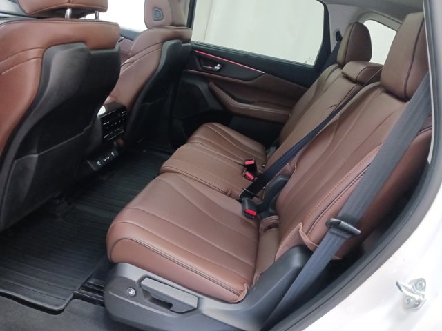Used 2023 Acura MDX SH-AWD w/ Advance Package image 13