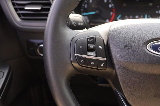 Used 2022 Ford Escape SE w/ Convenience Package FWD image 13