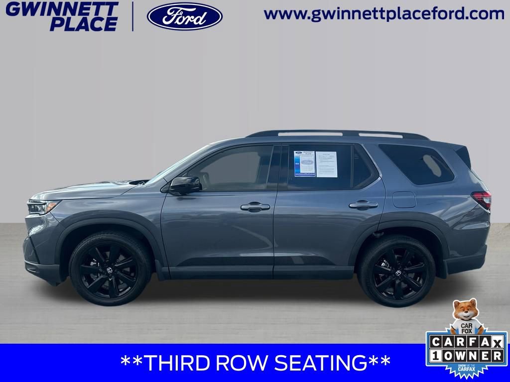 Used 2025 Honda Pilot Black Edition image 8