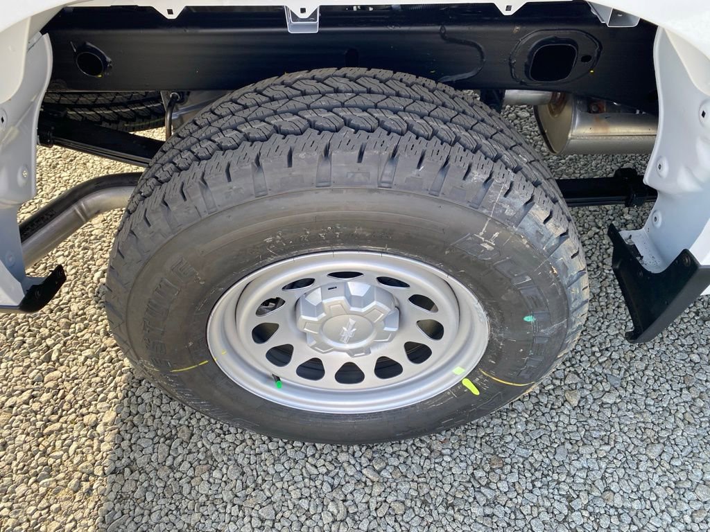 New 2025 Chevrolet Silverado 1500 W/T w/ WT Safety Package image 18
