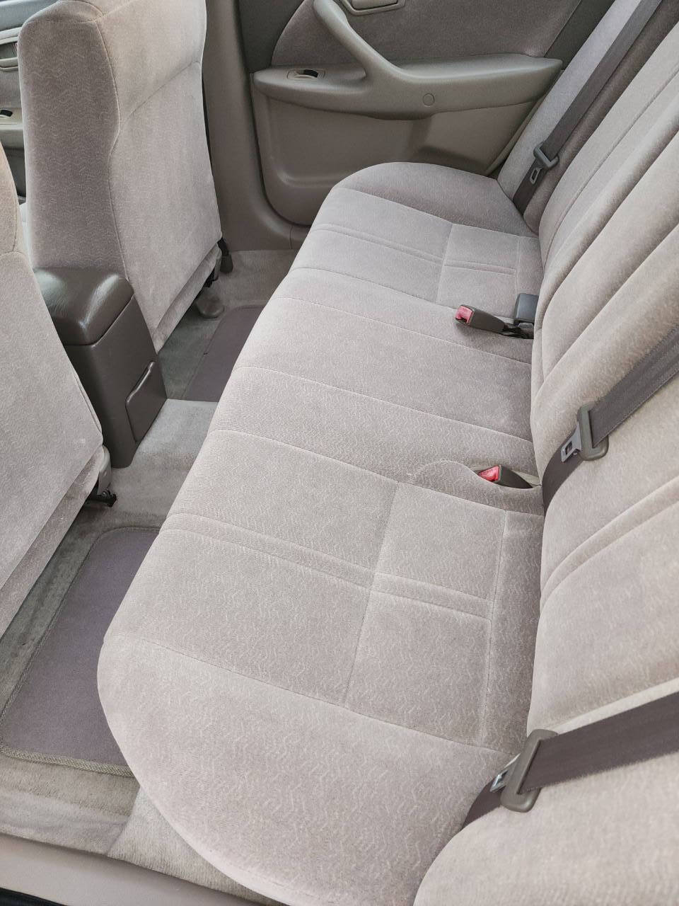 Used 1998 Toyota Camry XLE FWD image 14