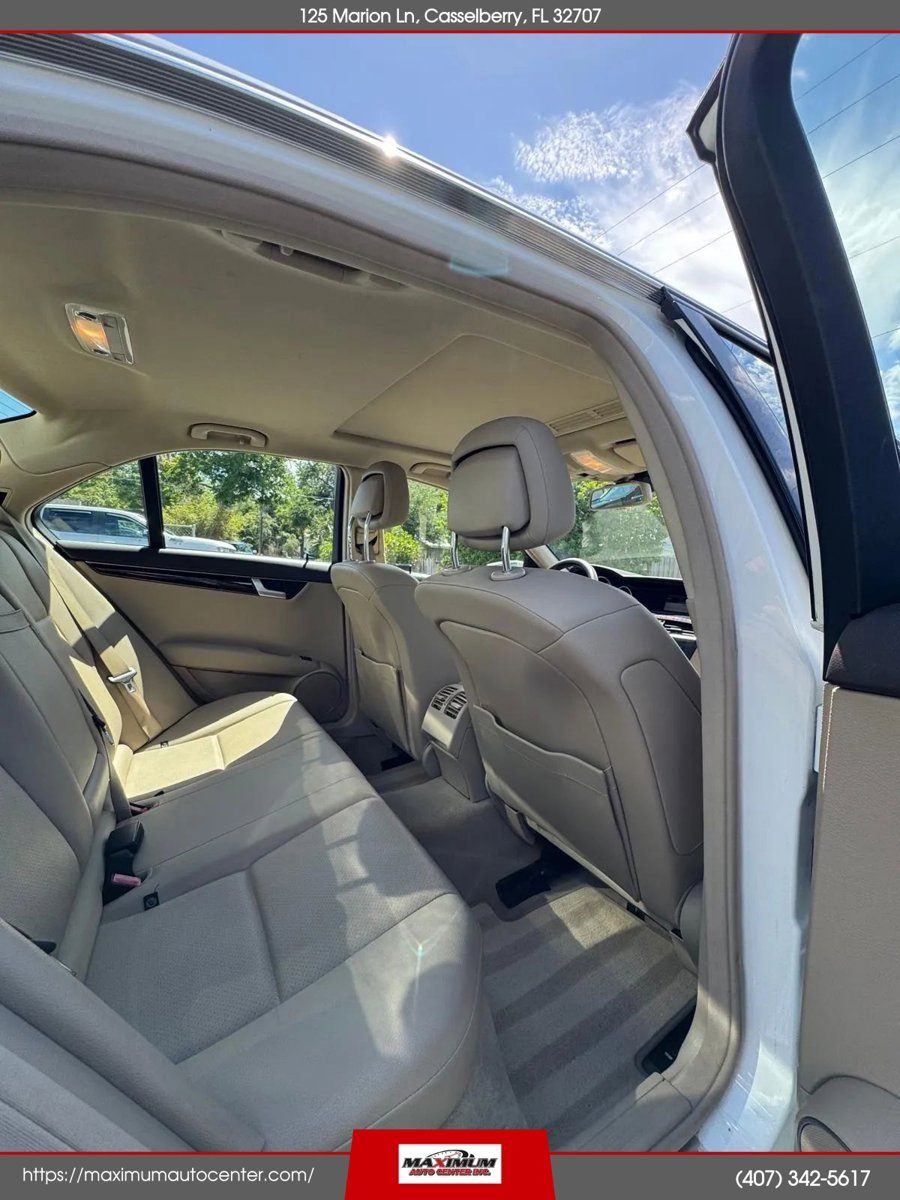 Used 2013 Mercedes-Benz C 250 Sedan image 14