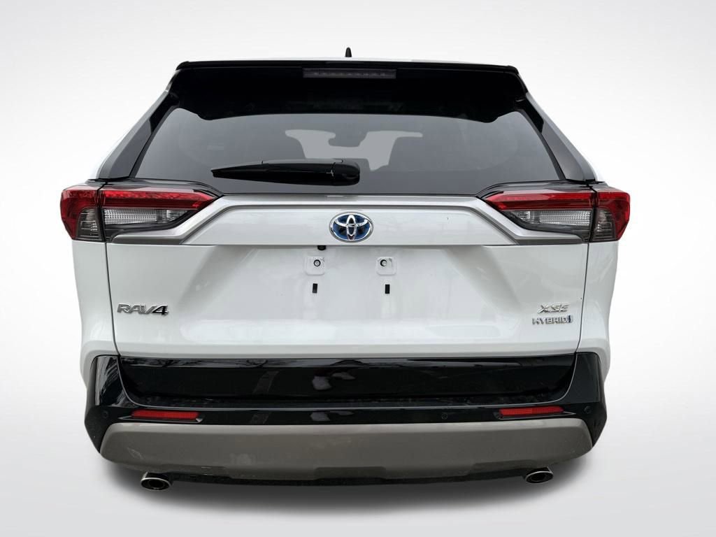 Used 2023 Toyota RAV4 XSE image 4