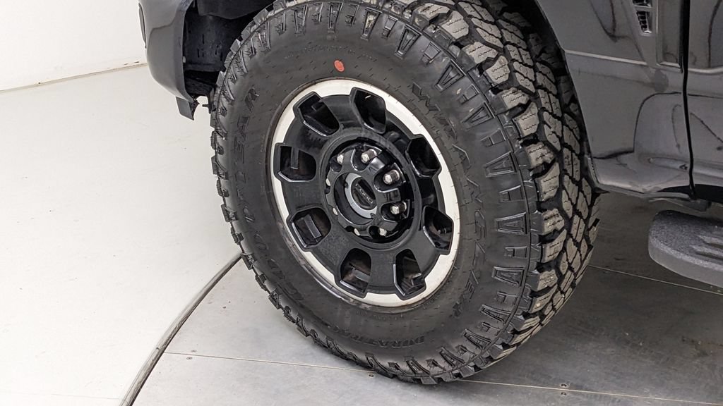 Certified 2026 Ford F350 Lariat w/ Tremor Off-Road Package AWD/4WD image 4