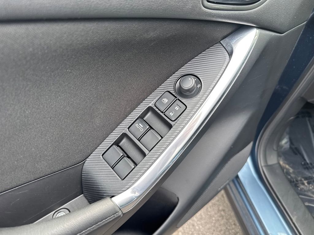Used 2016 MAZDA CX-5 Touring w/ Bose/Moonroof Package image 11