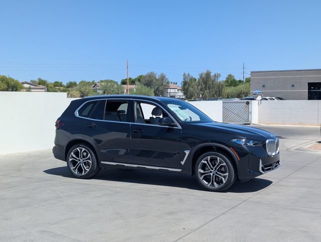 Used 2026 BMW X5 sDrive40i w/ Premium Package RWD image 4