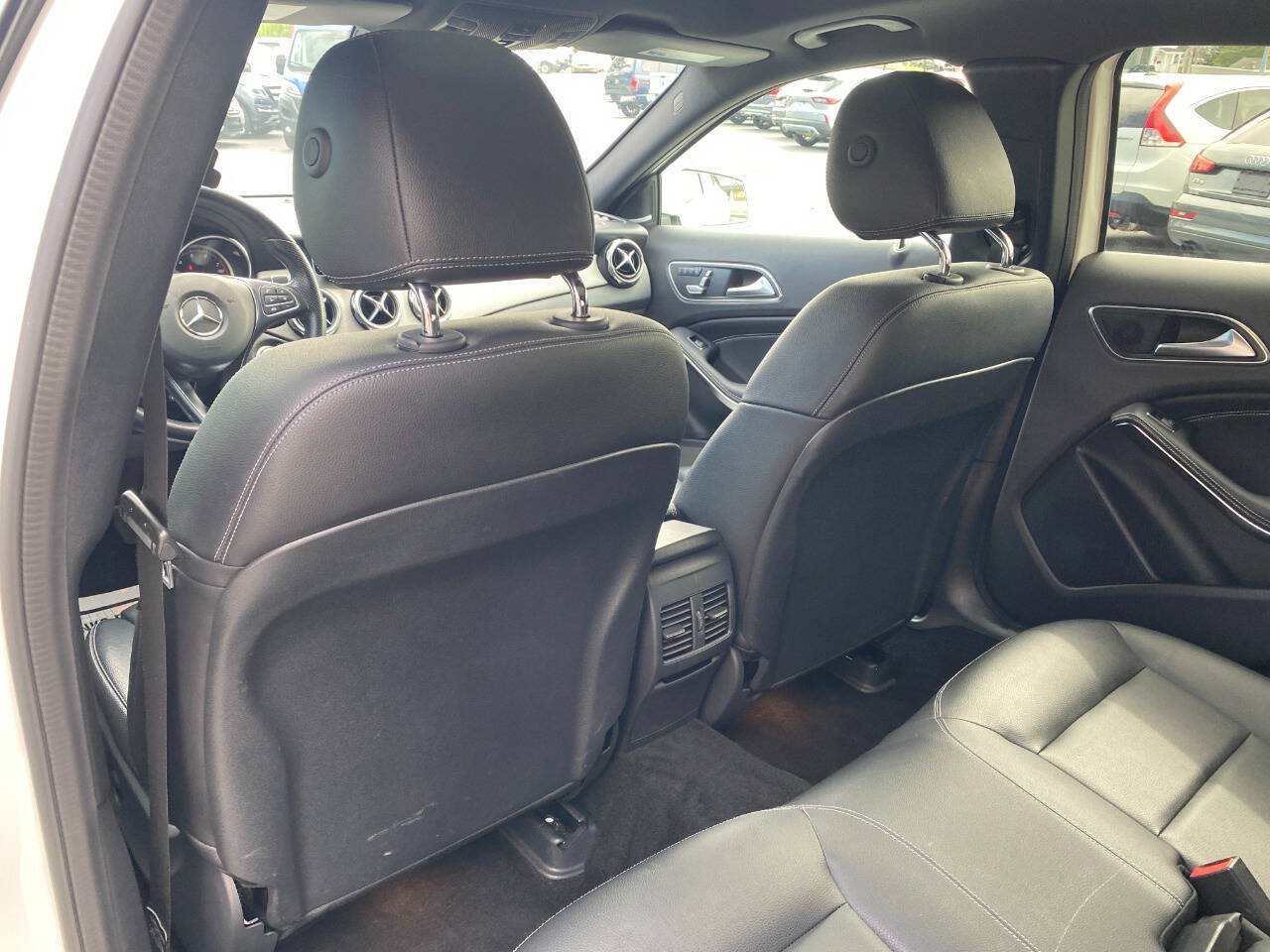 Used 2020 Mercedes-Benz GLA 250 4MATIC image 22