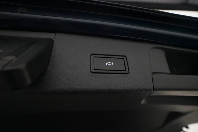 Used 2019 Volkswagen Atlas SE image 15