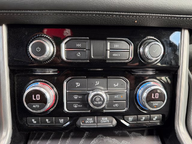 Used 2021 GMC Yukon Denali w/ Denali Ultimate Package AWD/4WD image 14