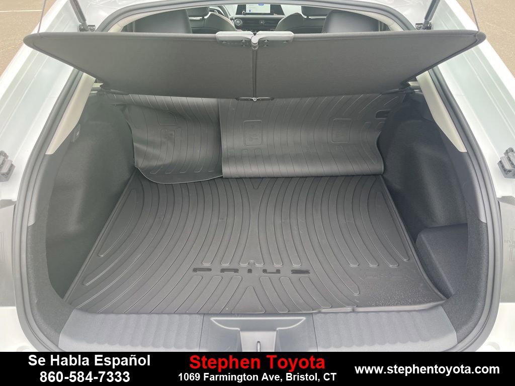 New 2025 Toyota Prius Plug-In Hybrid image 28