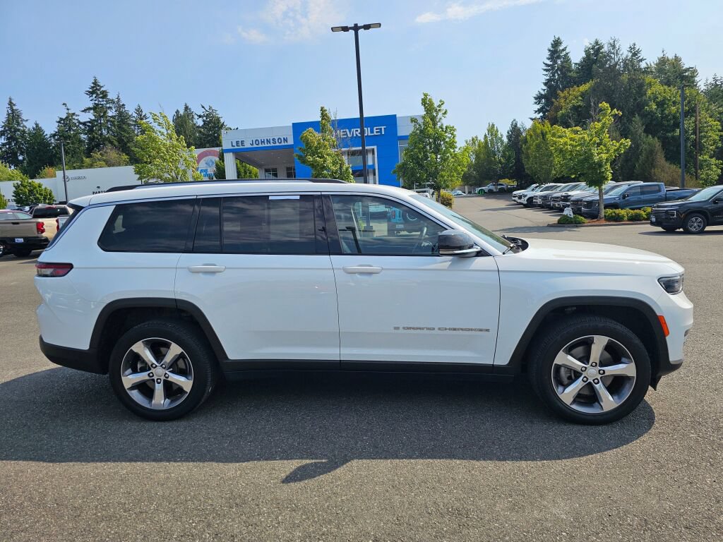 Used 2021 Jeep Grand Cherokee L Limited w/ Trailer Tow Group (B) AWD/4WD image 4