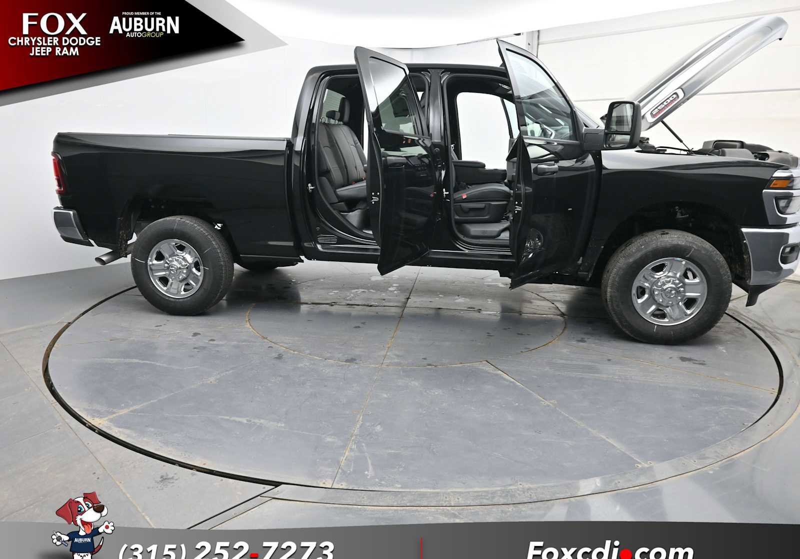 New 2026 RAM 2500 Tradesman w/ Chrome Appearance Group image 38
