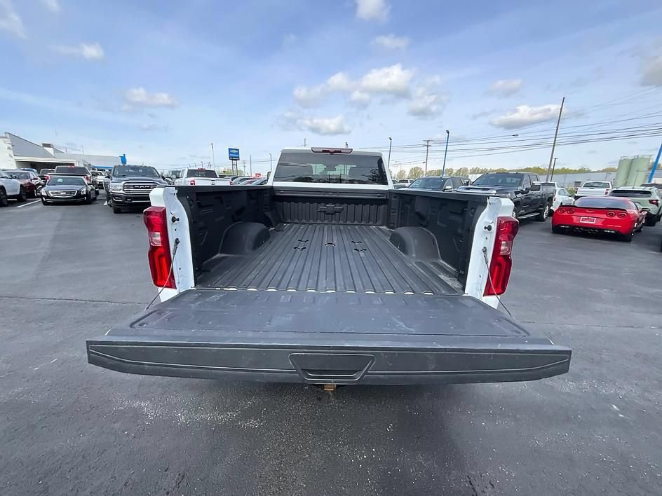Used 2026 Chevrolet Silverado 3500 LT w/ All Star Edition AWD/4WD image 7