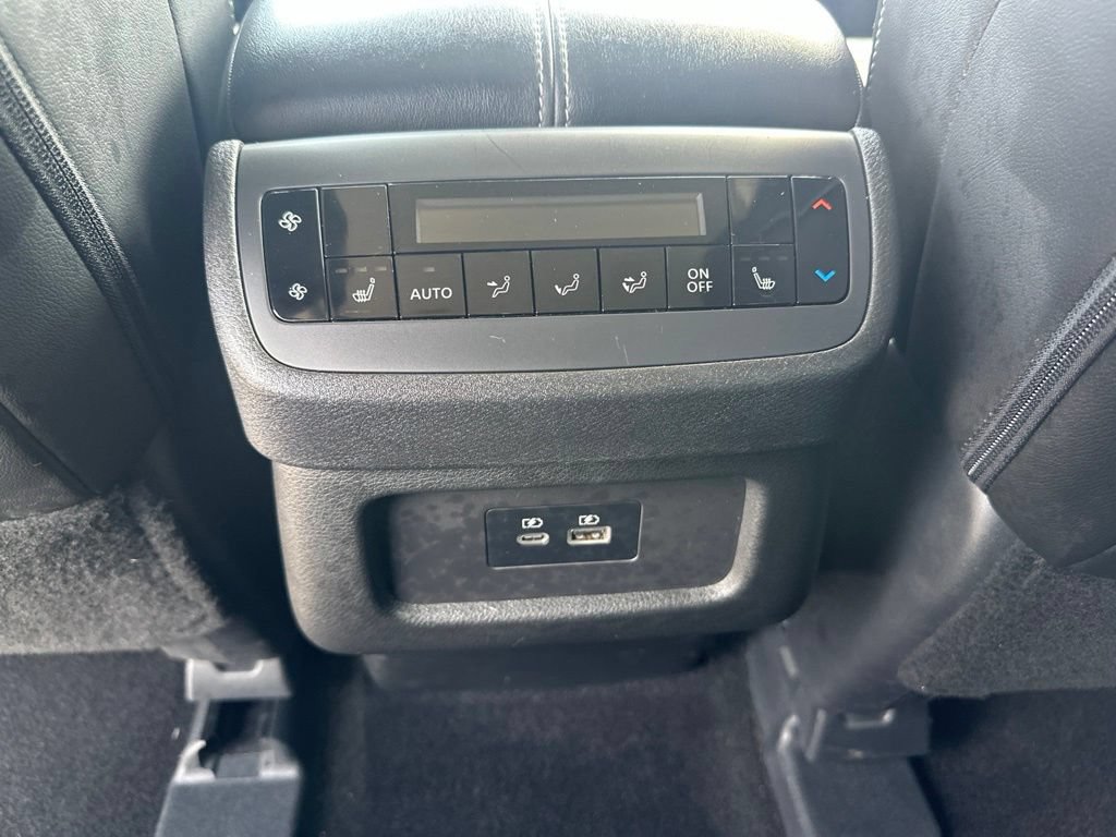 Certified 2024 Nissan Pathfinder SL w/ SL Premium Package AWD/4WD image 13