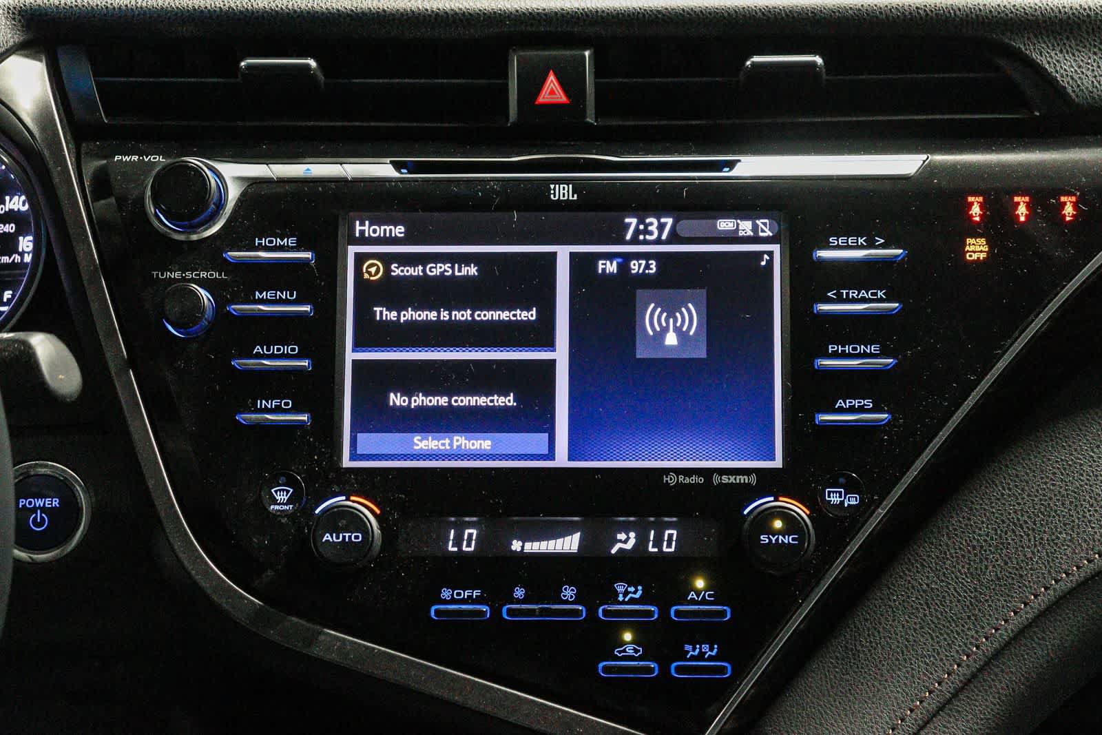 Certified 2018 Toyota Camry XLE w/ Audio Package FWD image 16