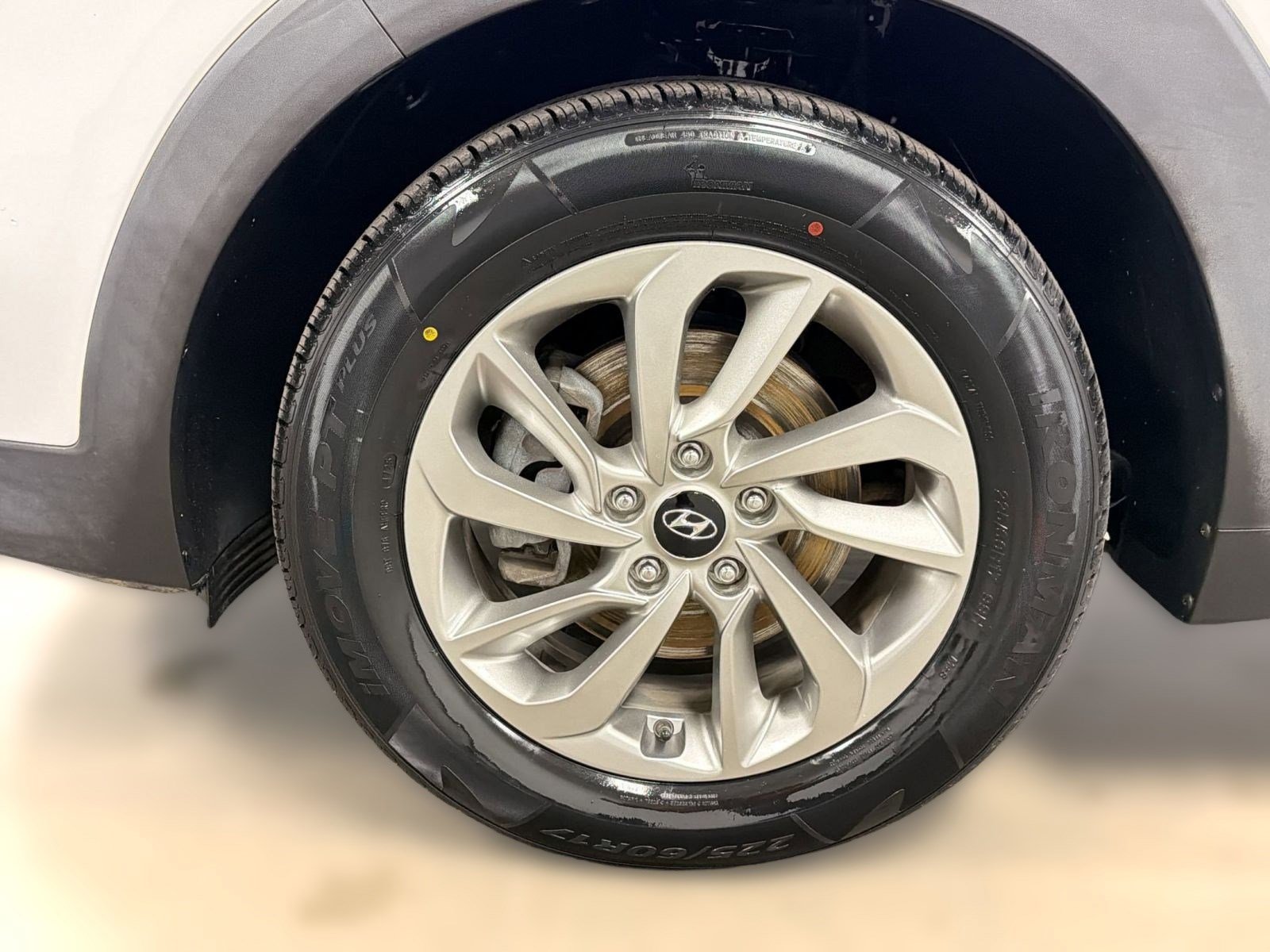 Used 2017 Hyundai Tucson SE Plus image 11