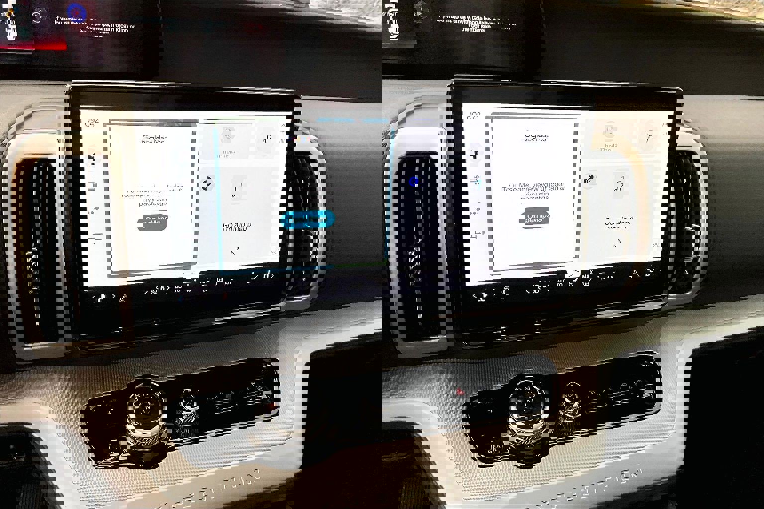 Used 2025 Ford Expedition Active image 36