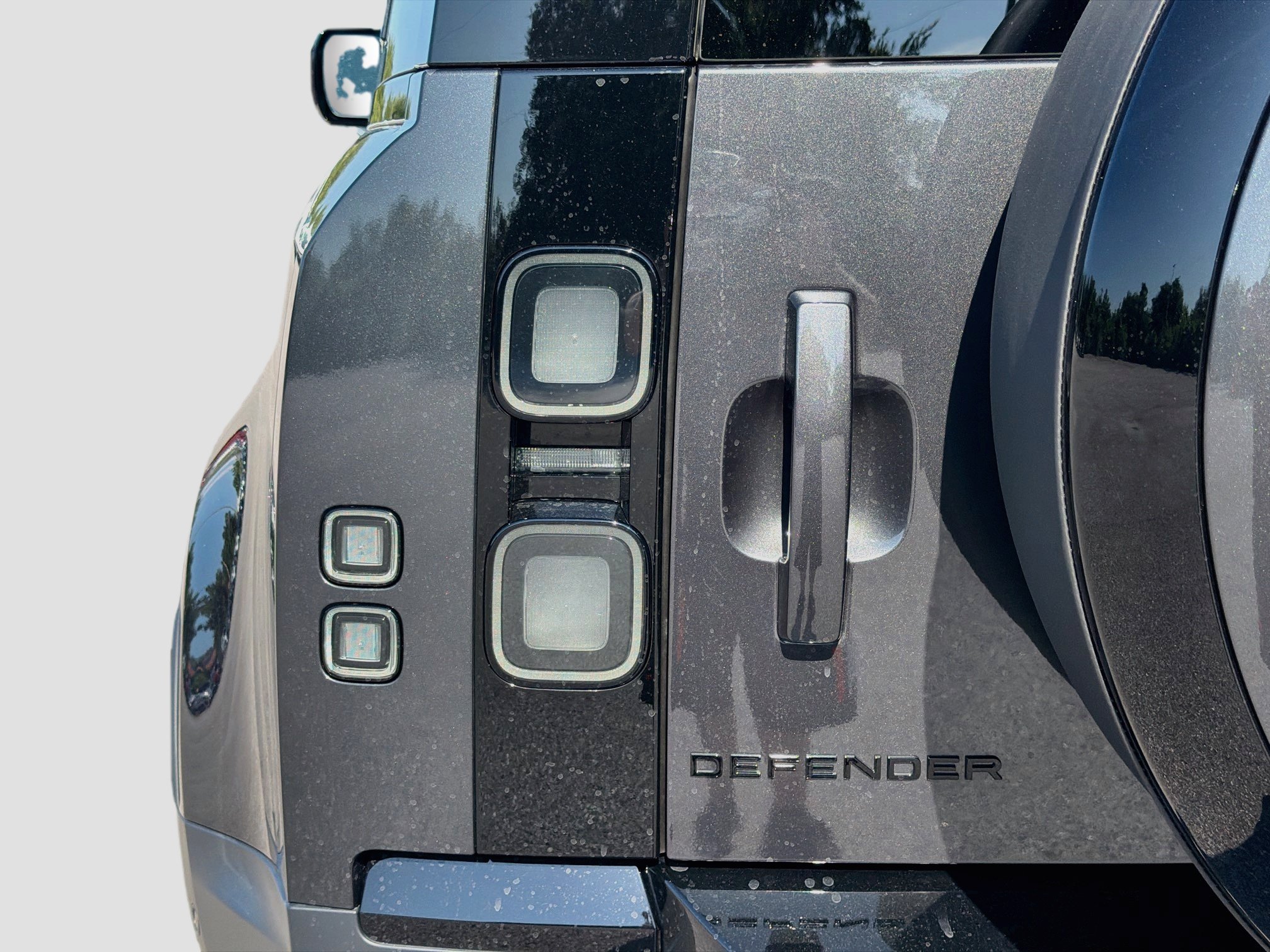 New 2026 Land Rover Defender 110 S AWD/4WD image 10