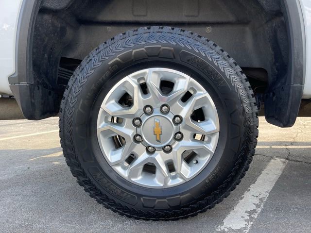Used 2022 Chevrolet Silverado 2500 LT w/ Convenience Package image 10
