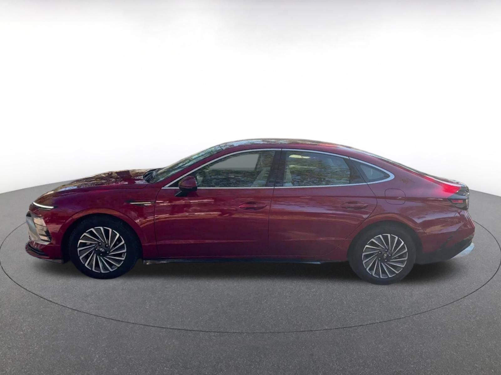 Used 2025 Hyundai Sonata SEL image 9