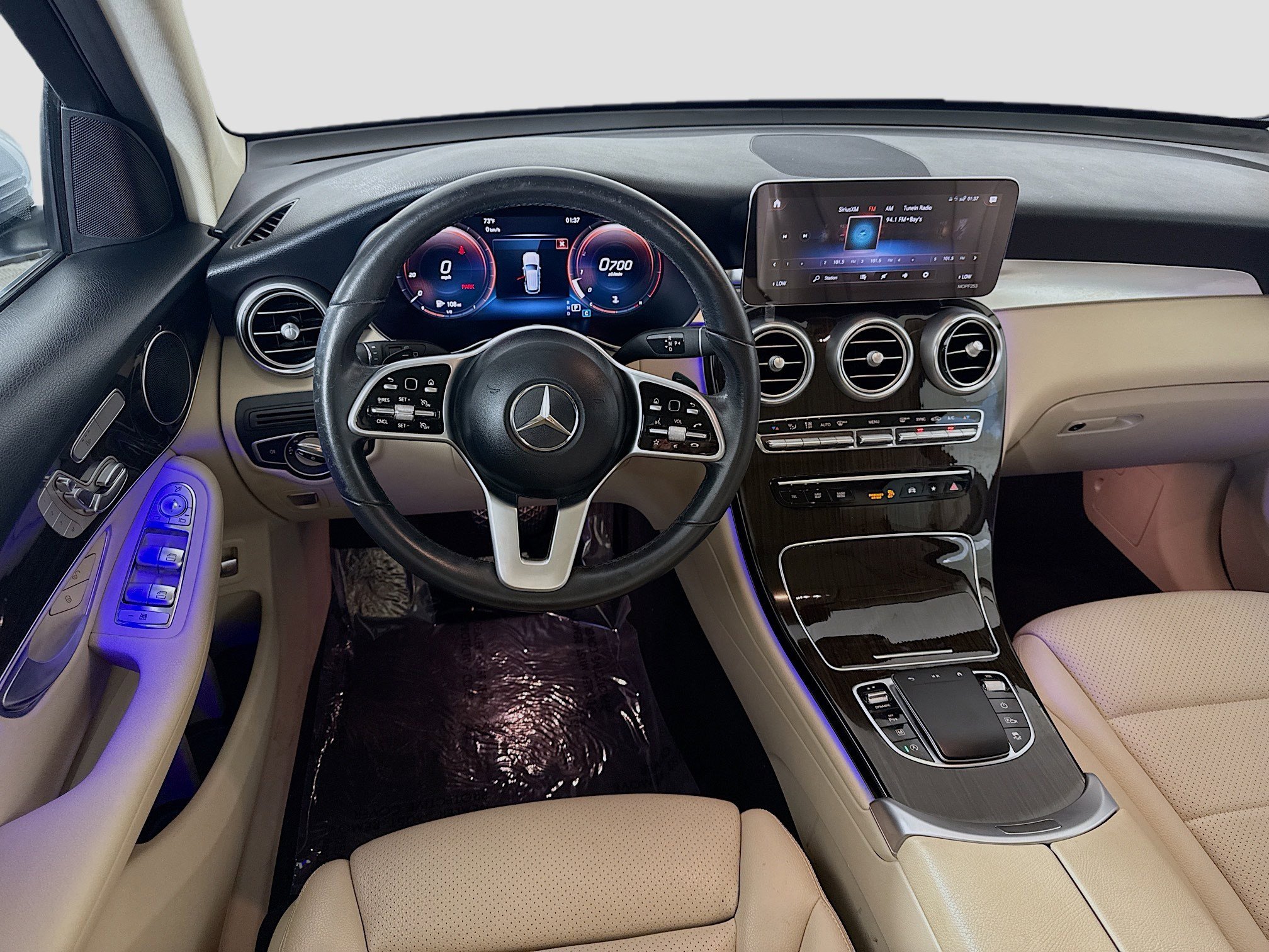 Used 2022 Mercedes-Benz GLC 300 w/ Premium Package Lite image 17