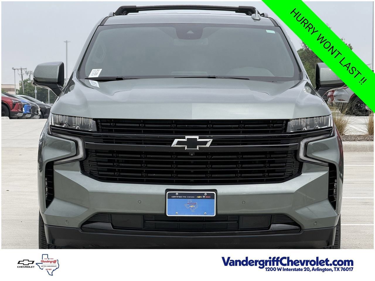 Certified 2024 Chevrolet Suburban RST w/ Luxury Package AWD/4WD image 7